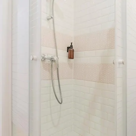 Superb Near The Grand Place! *